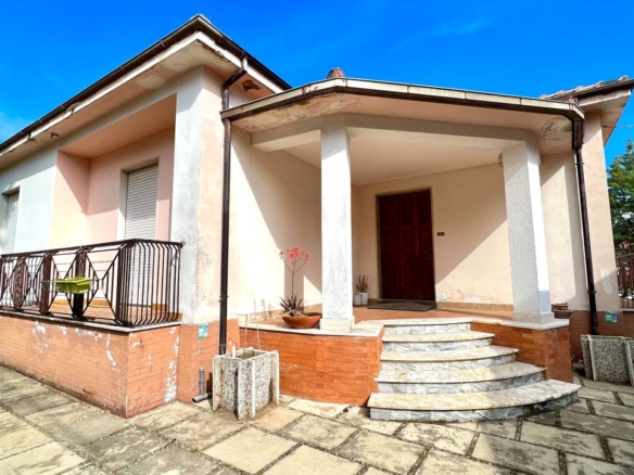 Villa Indipendente in vendita – Lattarico