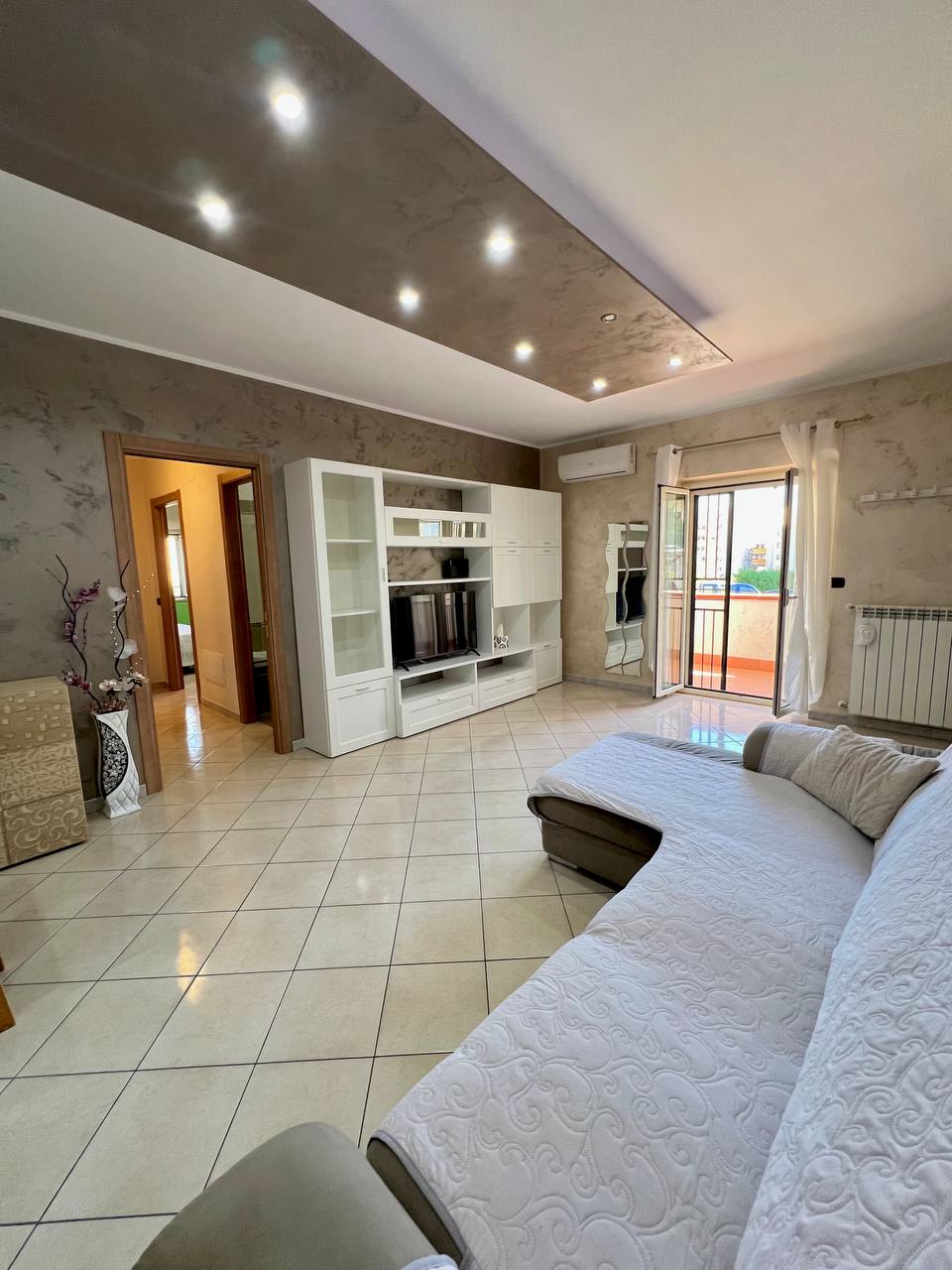 c0c10630-16d5-4d3a-9f8c-5bf8dc546eab Appartamento con terrazza privata – Settimo di Montalto Uff.