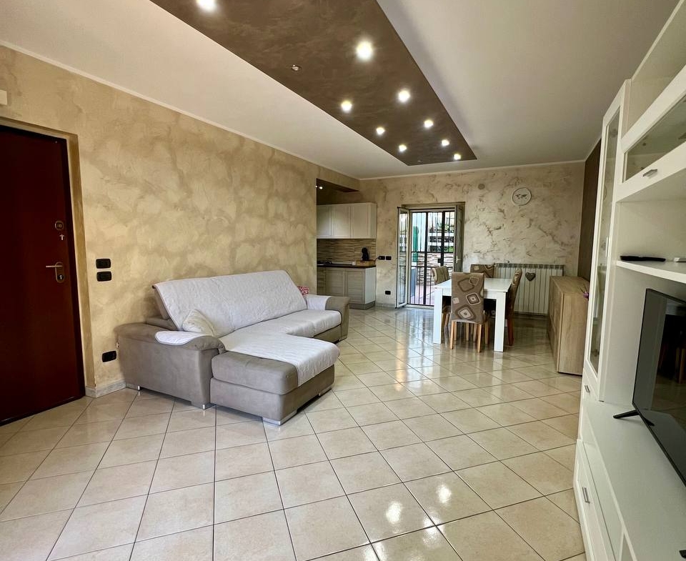 Appartamento con terrazza privata – Settimo di Montalto Uff.