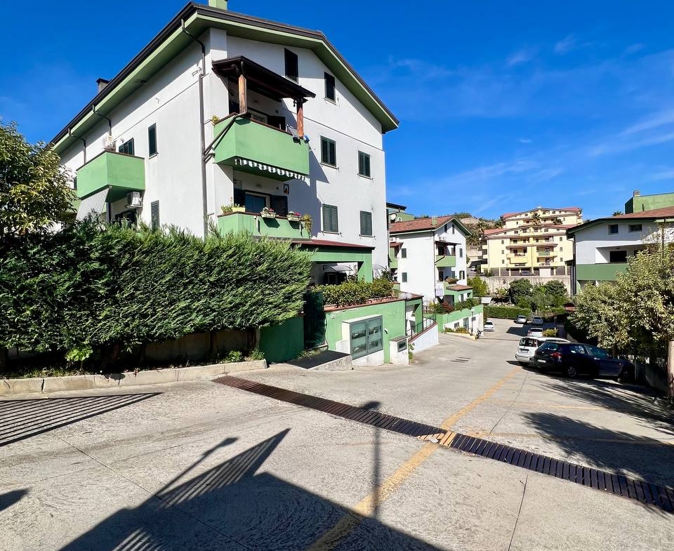 Appartamento con terrazza privata – Settimo di Montalto Uff.
