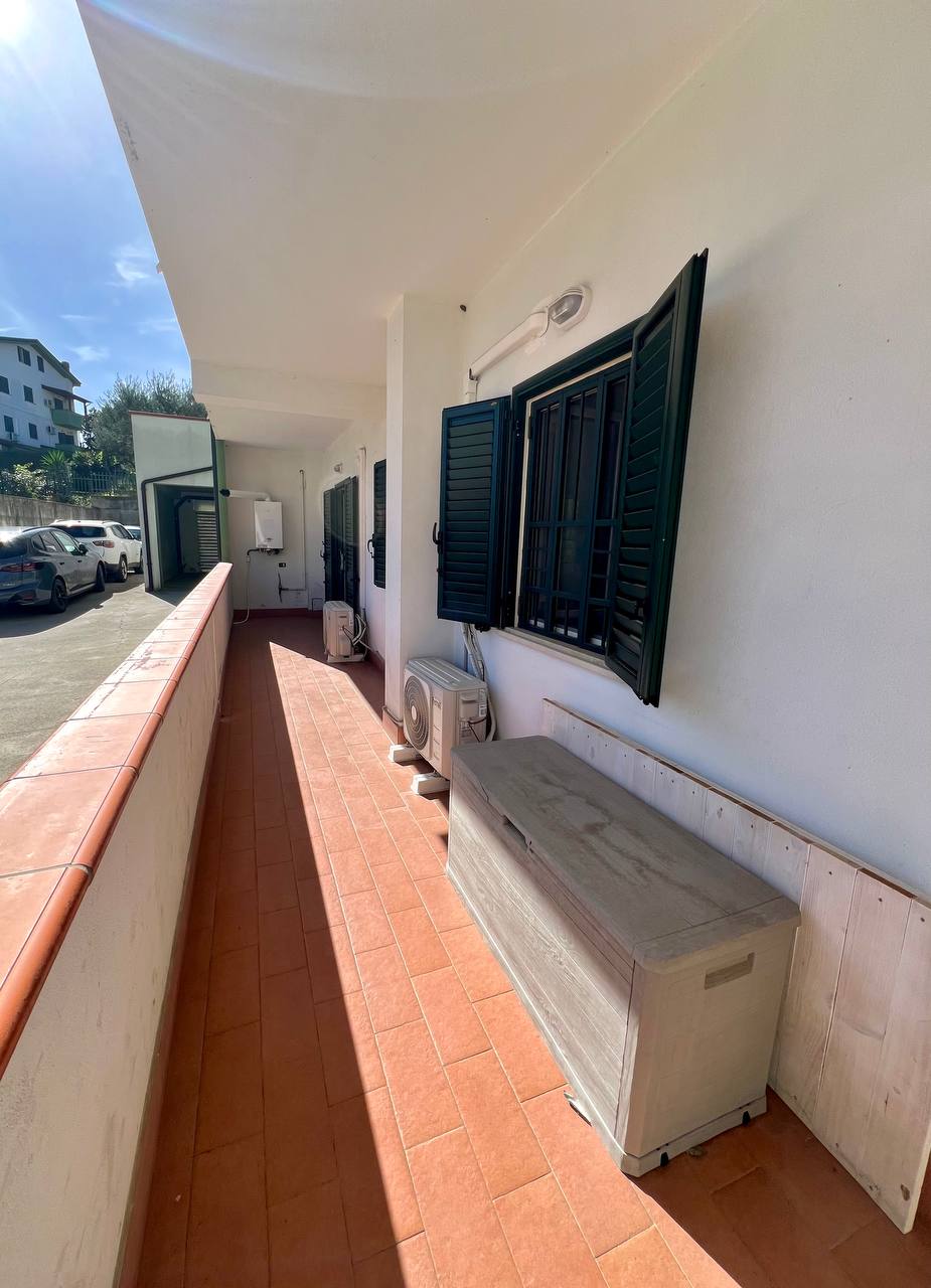 f40f1f3a-c8da-4cb9-9b87-57c9be47c020 Appartamento con terrazza privata – Settimo di Montalto Uff.